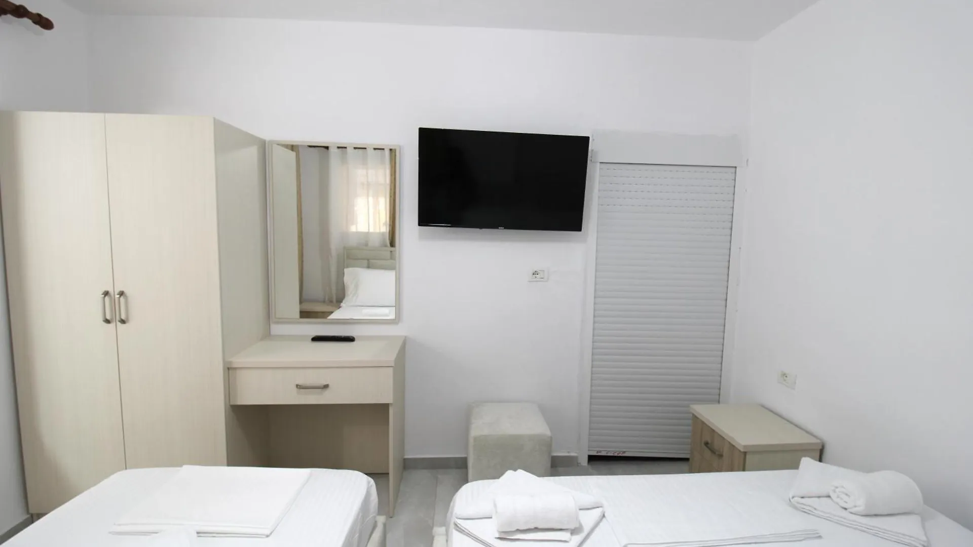 Poda Houses Ksamil 0*,